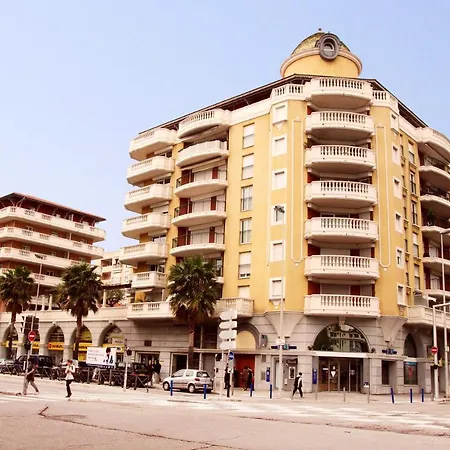 Domes Seaside Piscine, Free Parking, Airport Tramway Апартаменты